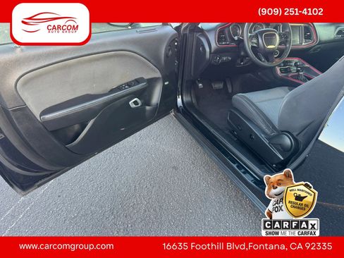 Used 2016 Dodge Challenger SXT w/ Sound Group RWD image 21