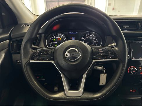 Used 2021 Nissan Rogue Sport S image 21