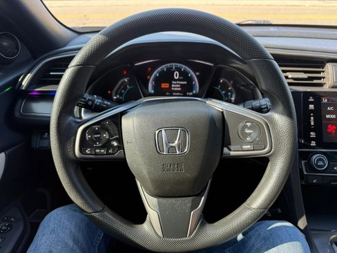 Used 2018 Honda Civic EX image 11