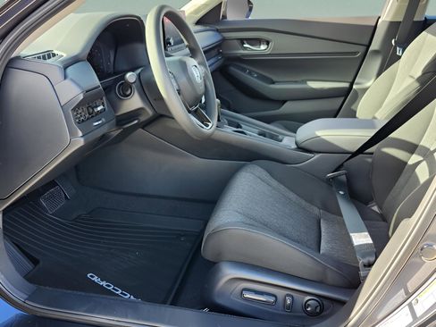 New 2025 Honda Accord SE image 9