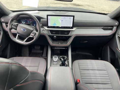 Used 2025 Ford Explorer ST-Line w/ Premium Package AWD/4WD image 22