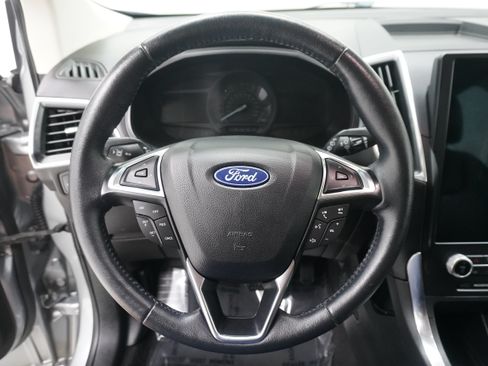 Used 2024 Ford Edge Titanium AWD/4WD image 18