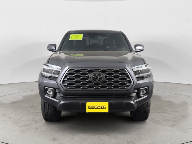 Used 2023 Toyota Tacoma TRD Off-Road w/ TRD Premium Off Road Package AWD/4WD image 2