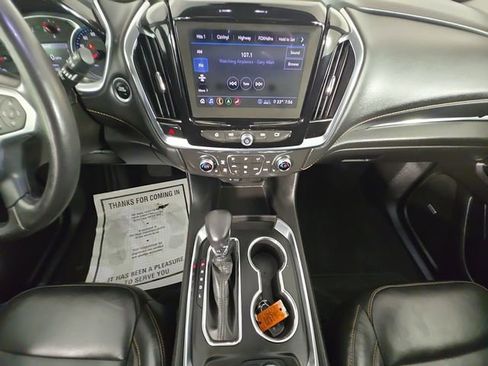 Used 2021 Chevrolet Traverse RS AWD/4WD image 11