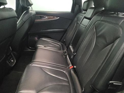 Used 2018 Lincoln MKX Reserve w/ Lincoln MKX Climate Package AWD/4WD image 18