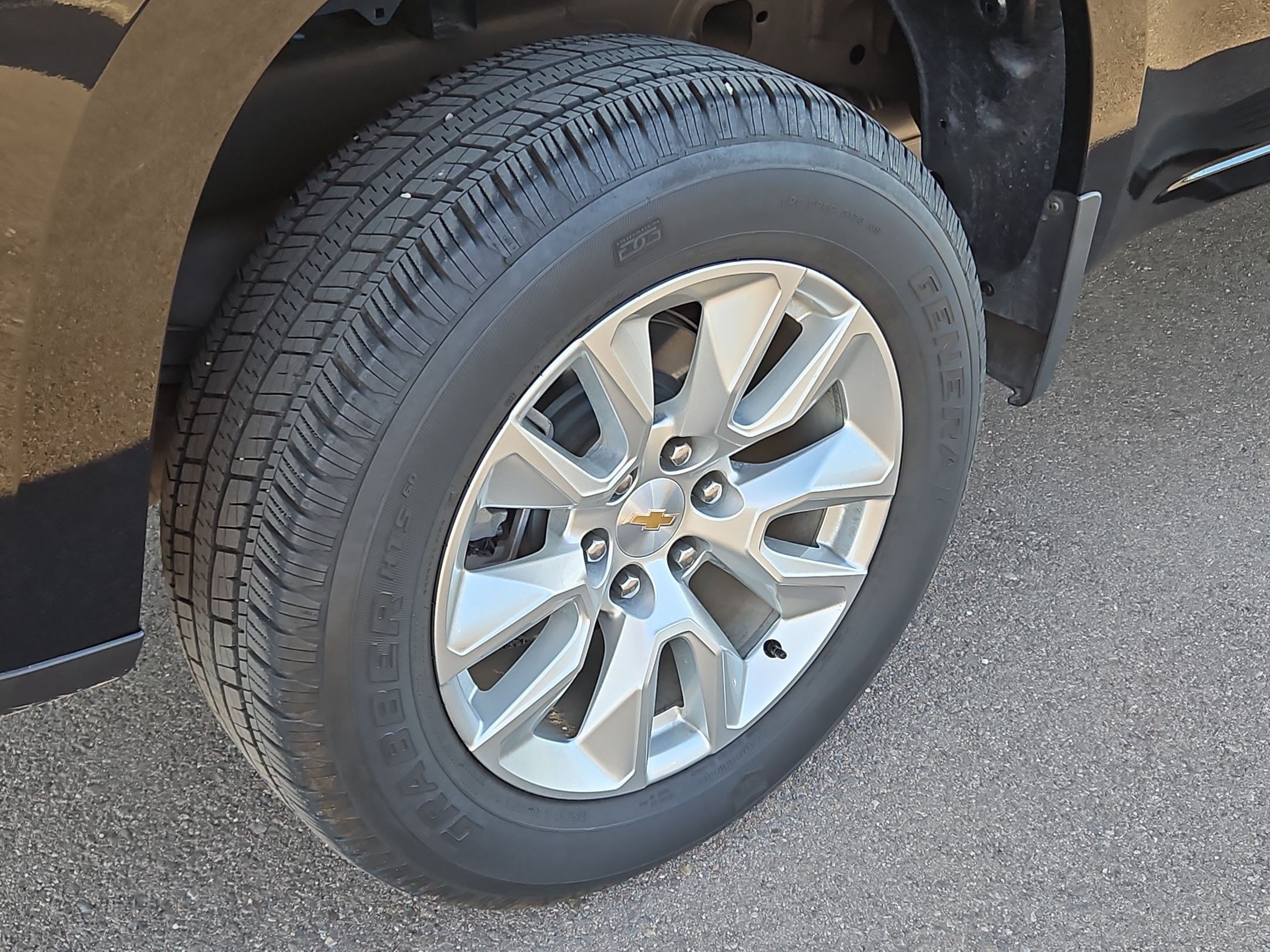 Used 2025 Chevrolet Silverado 1500 Custom RWD image 12