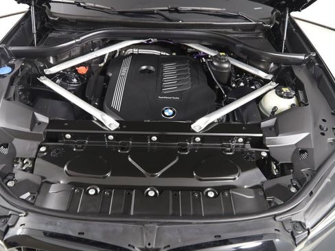 Used 2023 BMW X5 xDrive40i w/ M Sport Package AWD/4WD image 57