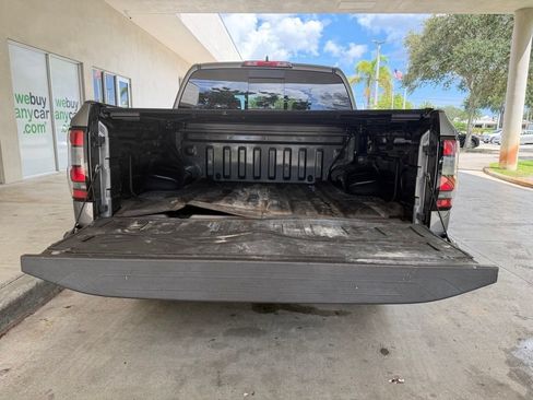 Used 2025 Nissan Frontier Pro-X RWD image 34