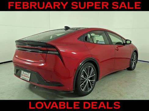 Used 2026 Toyota Prius XLE image 8