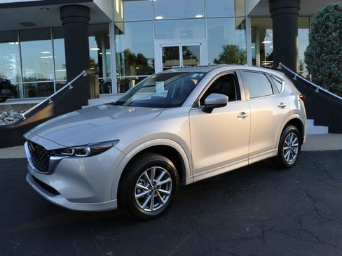 Certified 2025 MAZDA CX-5 AWD 2.5 S w/ Preferred Package image 1