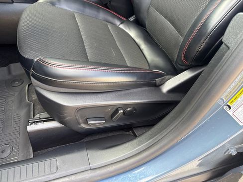 Used 2025 Ford Escape ST-Line w/ Equipment Group 301A FWD image 23