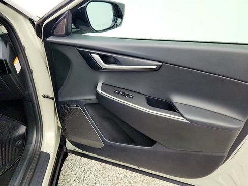 Used 2022 Kia EV6 Wind image 26