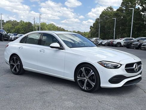 Used 2025 Mercedes-Benz C 300 Sedan image 10
