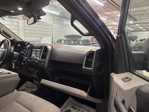 Used 2015 Ford F150 XLT w/ Equipment Group 302A Luxury image 29