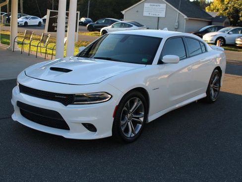 Used 2020 Dodge Charger R/T image 4