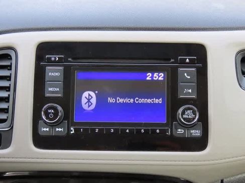 Certified 2022 Honda HR-V LX image 19