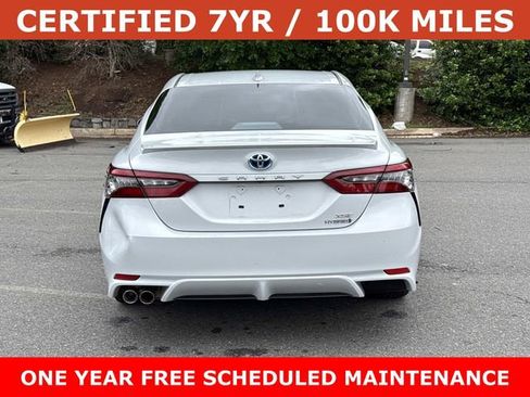 Used 2022 Toyota Camry XSE w/ Cold Weather Package FWD image 3