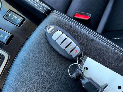 Used 2023 Nissan Maxima SV w/ Floor Mat Group image 13