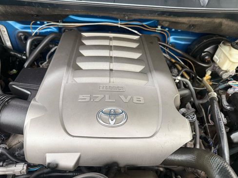 Used 2010 Toyota Tundra 4x4 CrewMax image 53