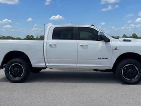 Used 2026 RAM 2500 Laramie AWD/4WD image 22