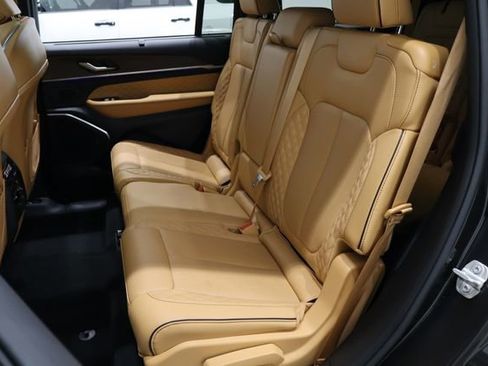 Used 2023 Jeep Grand Cherokee L Summit w/ Advanced Protech Group IV image 18