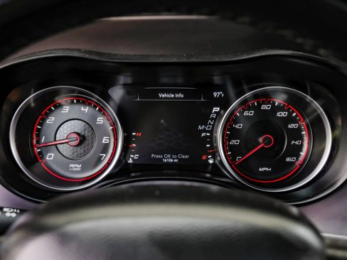 Used 2023 Dodge Charger R/T w/ Plus Group RWD image 27