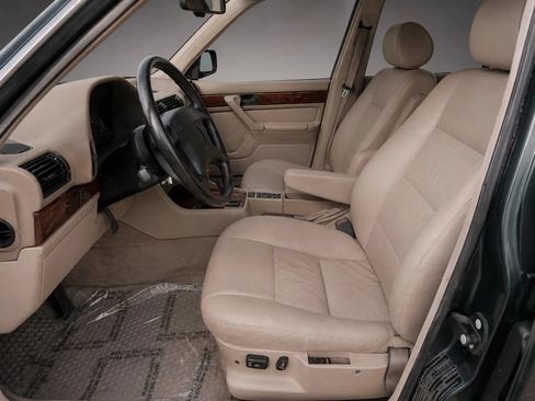 Used 1991 BMW 735iL RWD image 14