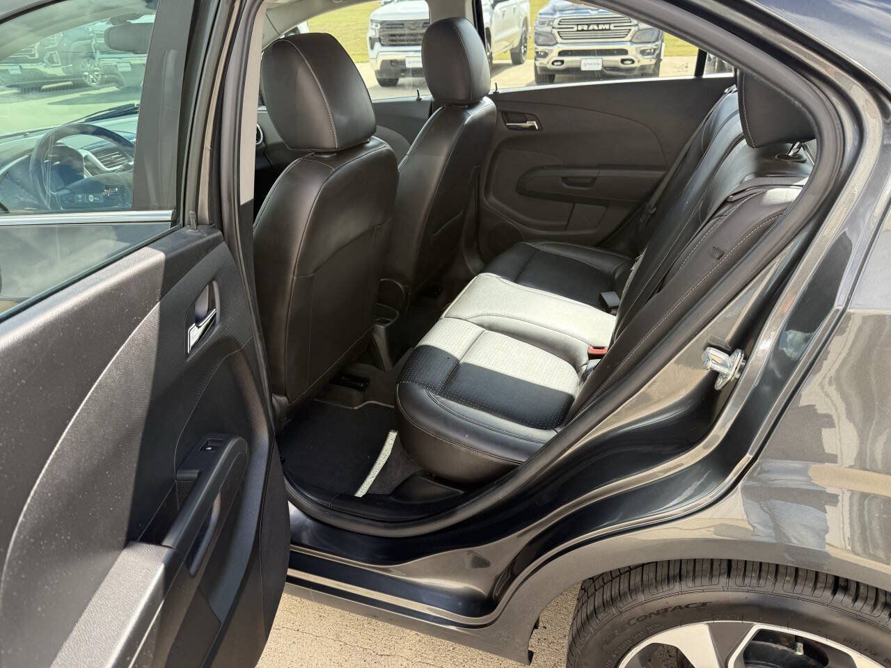 Used 2017 Chevrolet Sonic Premier FWD image 6