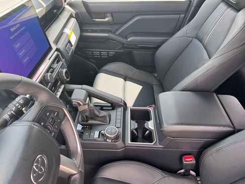 New 2026 Toyota 4Runner Limited AWD/4WD image 10
