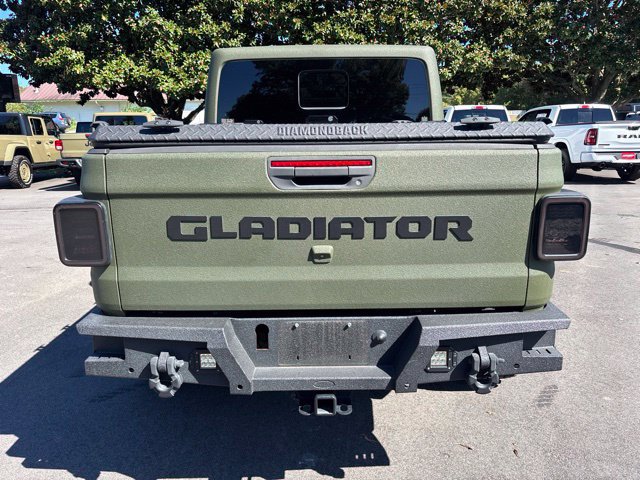 Used 2021 Jeep Gladiator Mojave w/ Trailer Tow Package AWD/4WD image 8