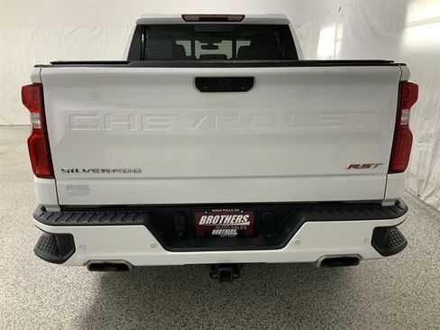 Used 2022 Chevrolet Silverado 1500 RST w/ Convenience Package II image 6