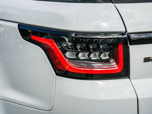 Used 2021 Land Rover Range Rover Sport SE image 8