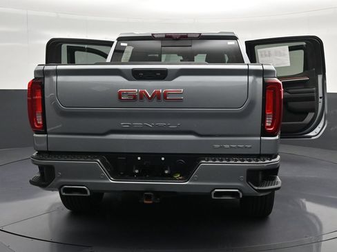 Used 2023 GMC Sierra 1500 Denali w/ Denali Reserve Package AWD/4WD image 27