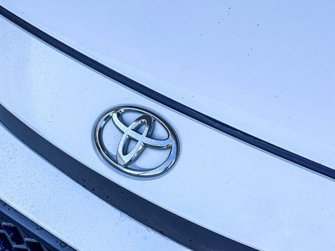 Certified 2020 Toyota Corolla SE w/ Carpet Mat Package (TMS) image 10