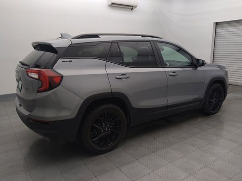 Used 2023 GMC Terrain SLE w/ Driver Convenience Package image 10