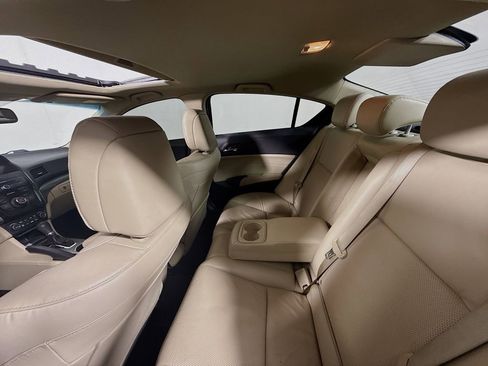 Used 2013 Acura ILX w/ Premium Package image 24