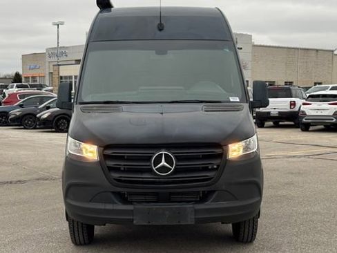 Used 2020 Mercedes-Benz Sprinter 3500 image 3