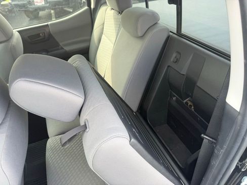 Used 2023 Toyota Tacoma SR AWD/4WD image 29