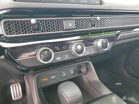 Used 2025 Honda Civic Sport image 21