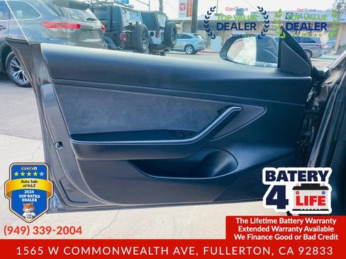 Used 2018 Tesla Model 3 Long Range image 23