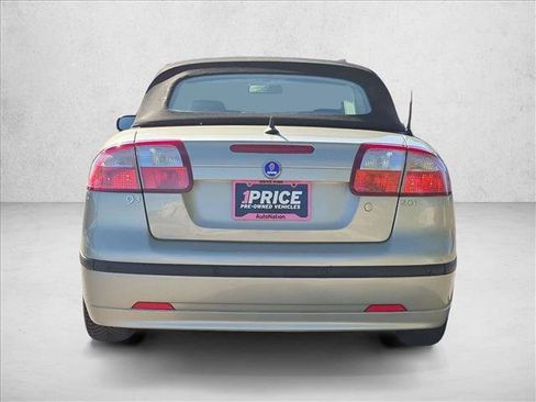 Used 2005 Saab 9-3 Arc FWD image 7
