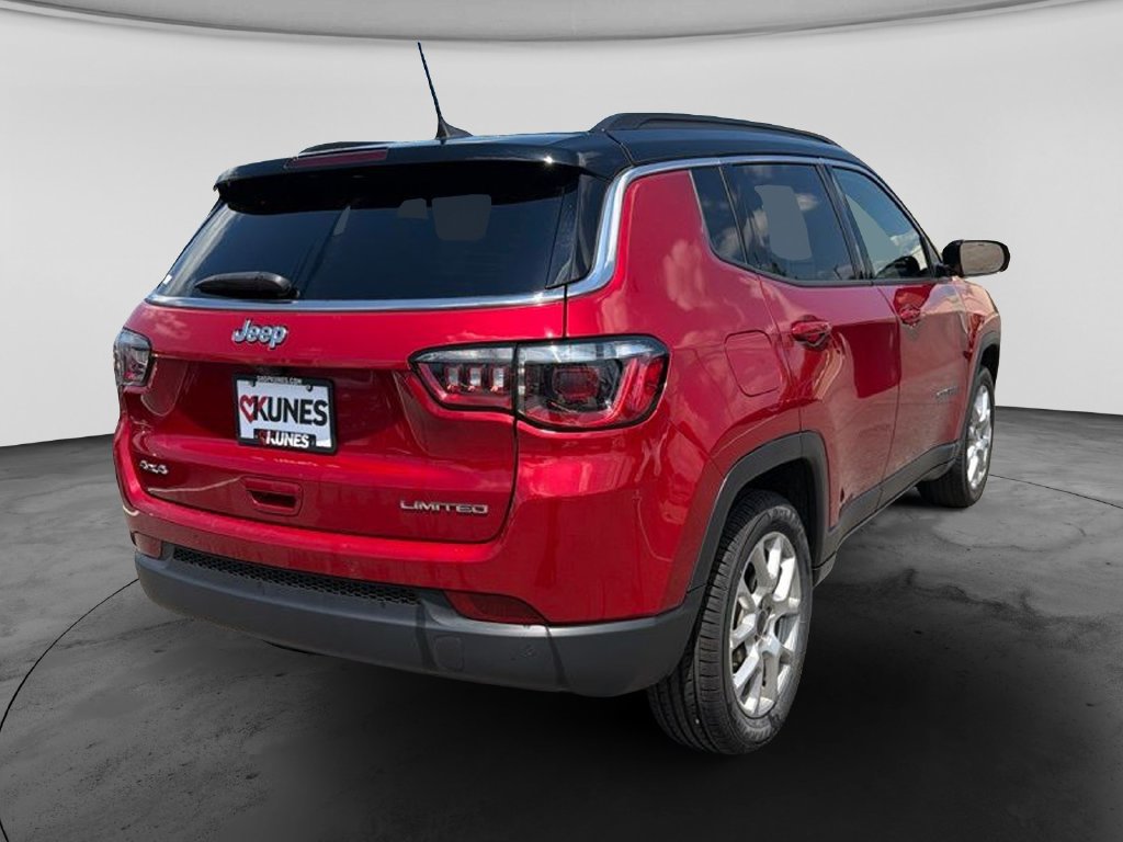 Used 2025 Jeep Compass Limited AWD/4WD image 11