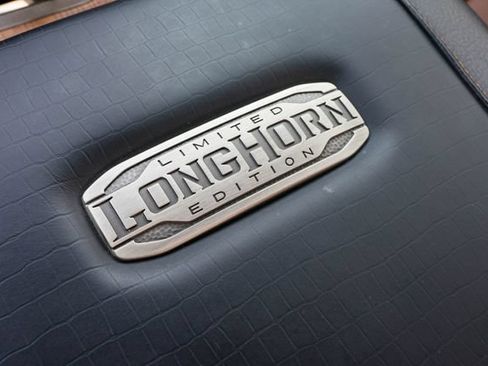 Used 2023 RAM 2500 Limited AWD/4WD image 26