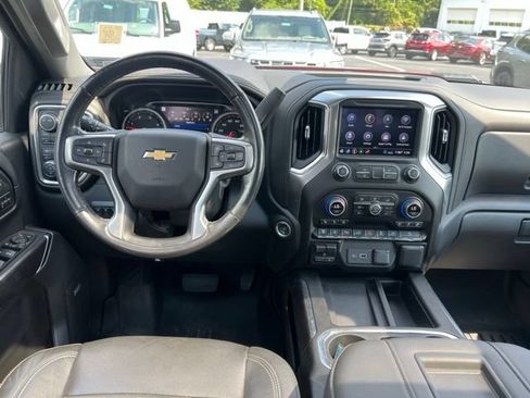 Used 2020 Chevrolet Silverado 3500 LTZ w/ LTZ Premium Package AWD/4WD image 12