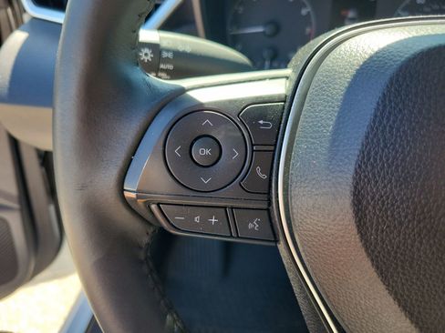 Used 2024 Toyota Corolla SE image 19