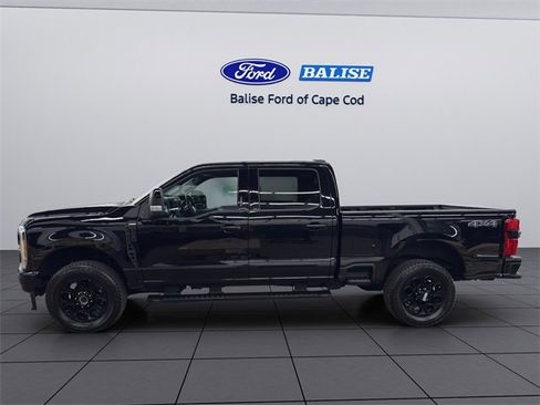 Used 2024 Ford F250 Lariat w/ Black Appearance Package image 3