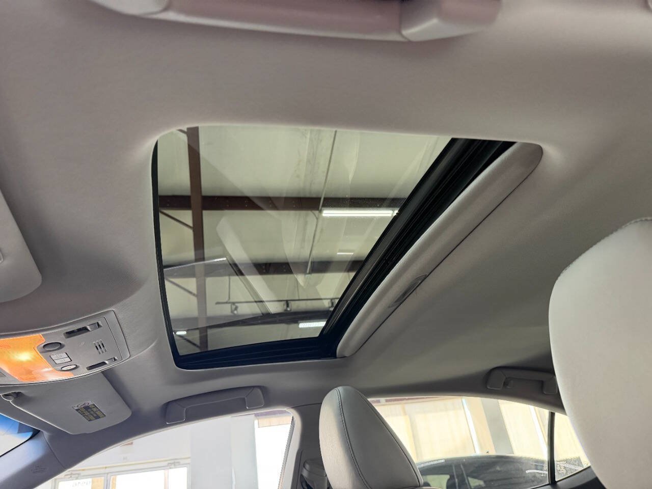 Used 2013 Lexus ES 350 w/ Luxury Pkg FWD image 29