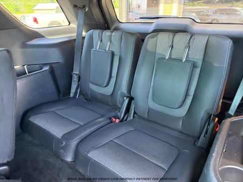 Used 2016 Ford Explorer XLT AWD/4WD image 16