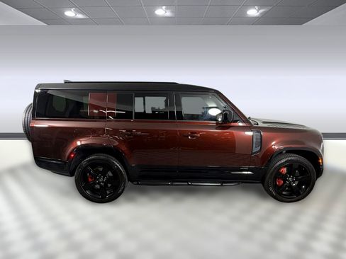 Used 2024 Land Rover Defender 130 X AWD/4WD image 8