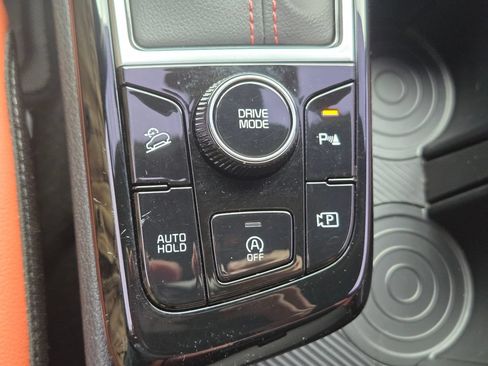 Certified 2025 Kia Sportage SX FWD image 31